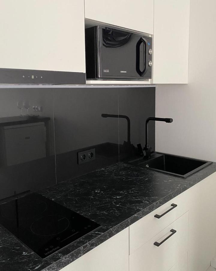 New Modern Apartment Uzhhorod Ngoại thất bức ảnh
