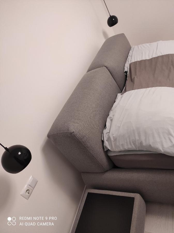 New Modern Apartment Uzhhorod Ngoại thất bức ảnh