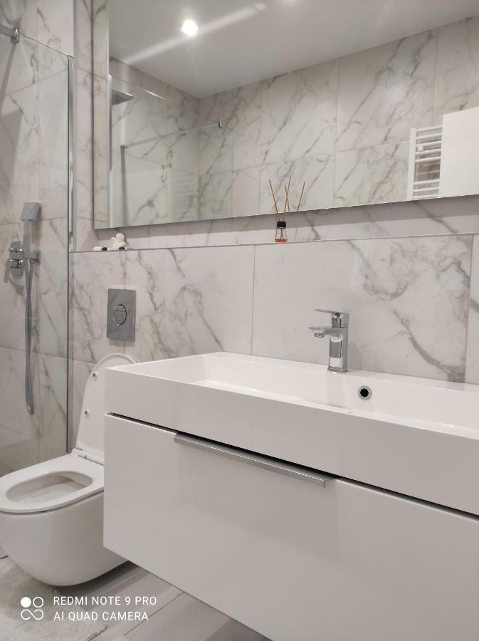New Modern Apartment Uzhhorod Ngoại thất bức ảnh